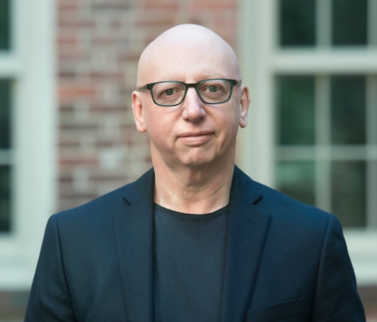 Ian Duncan Bio Photo